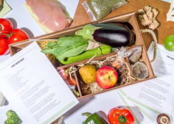 What Do You Get in a Meal Kit Delivery?