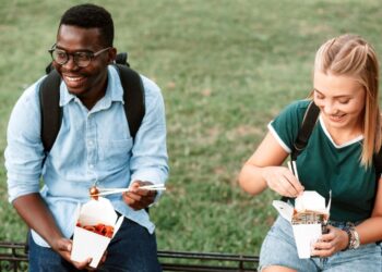 5 Ways to Replace Fast Food With Healthy Alternatives for Students