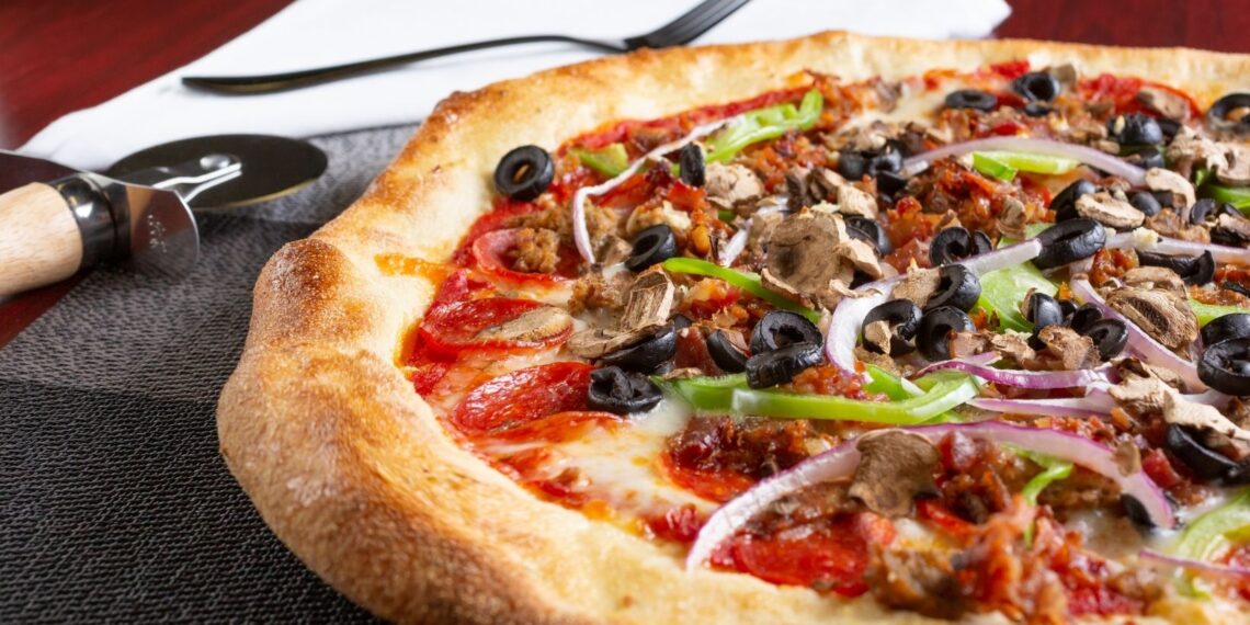 The Difference Between Italian And American Pizza