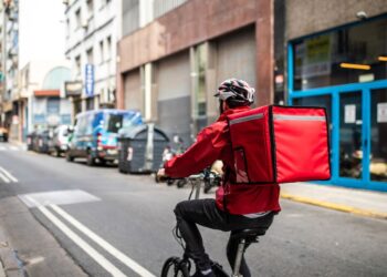 Instacart Vs Doordash: Which Is Better For Drivers