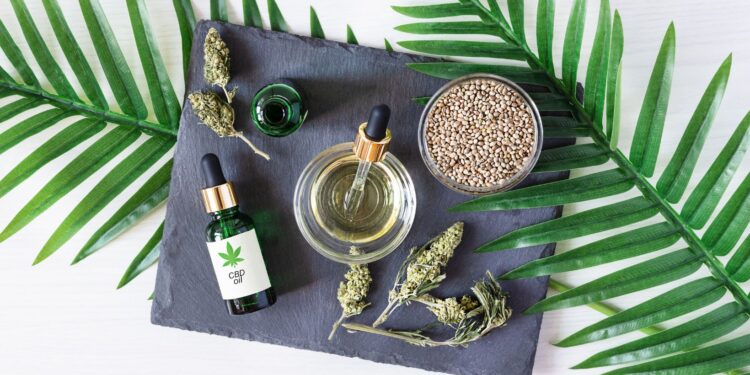 8 Mental Health Benefits of CBD Products | Buyer’s Guide
