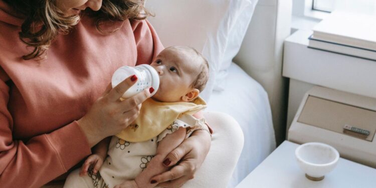 The Sustainability Practices of European Organic Baby Formulas: A Look at Their Ethical and Environmental Standards