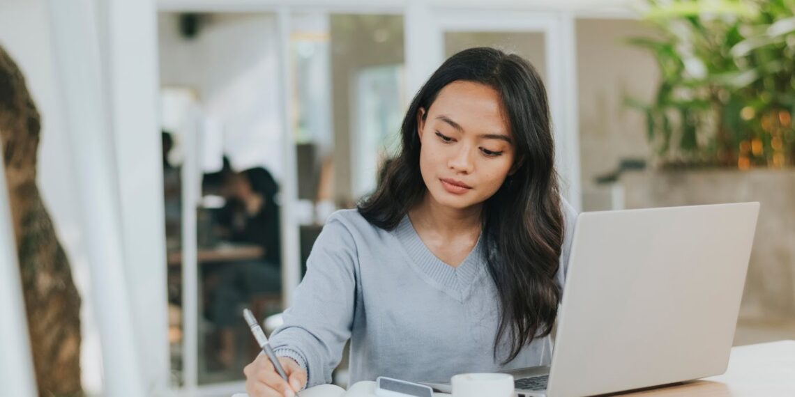 mark zuckerberg 7b facebook monday midsept.carpenterbloomberg