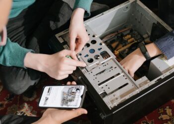 zuckerberg 7b facebook midsept.carpenterbloomberg