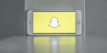 what does it mean when it says other snapchatters'' but still friends 2022