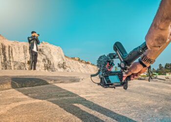 how much money does whistlindiesel make a month