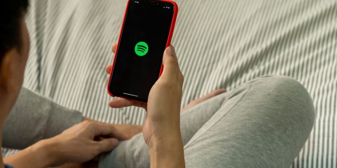 spotify calltoaction cardspereztechcrunch