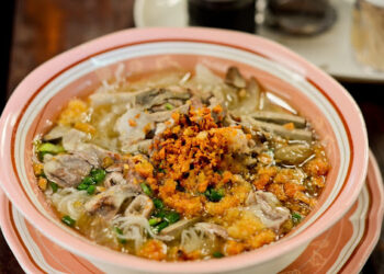 You Should Never Miss Out On These Classic Filipino Dishes