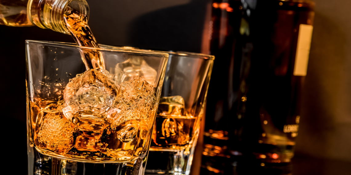 signature whisky price in kerala