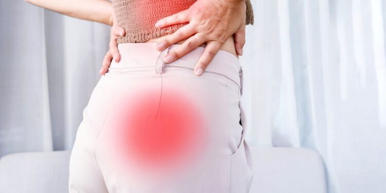 say goodbye to sciatic nerve pain in just 10 minutes with this natural method