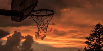 rain or shine elasto painters