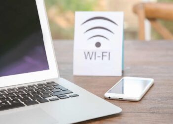 infolinią orange 501100100