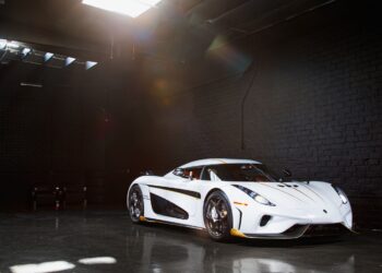 live racing from caymanas park