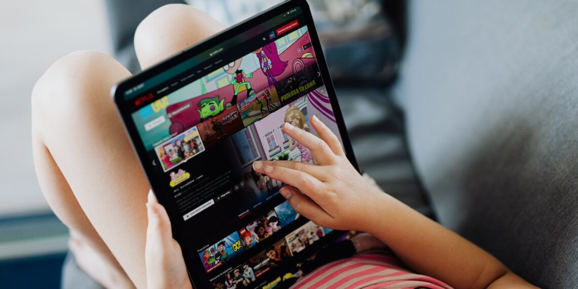 brown hair cartoon character