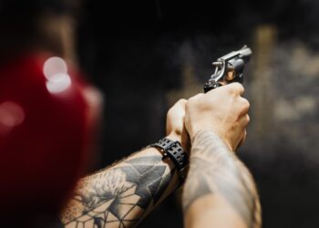 can i pawn a gun that was given to me