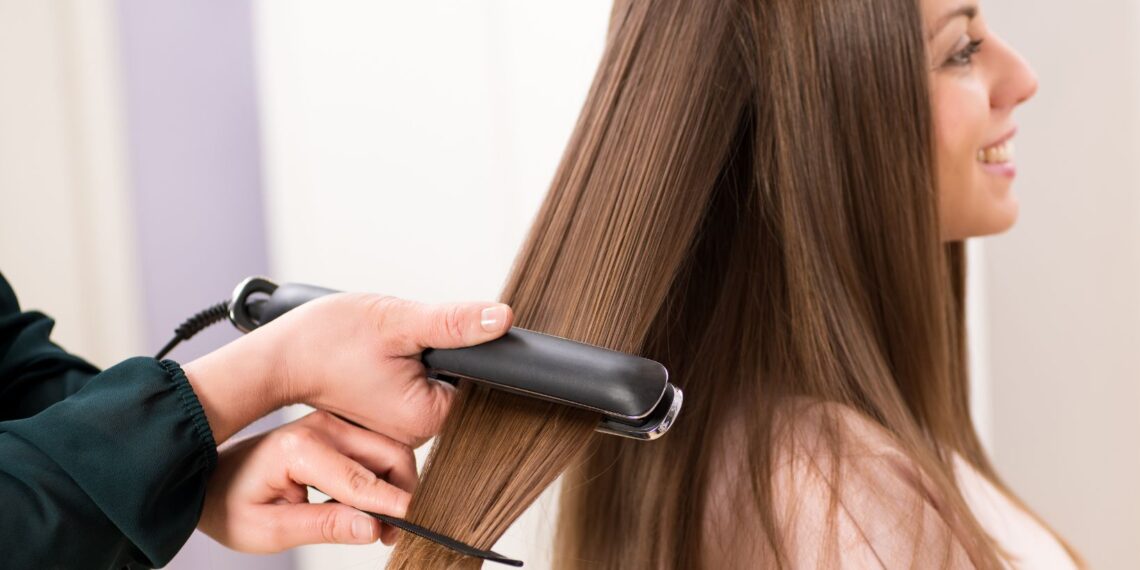 how long should you wait after dying your hair to straighten it