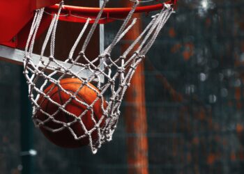 you cannot simulate games until you've established yourself as a starter 2k23