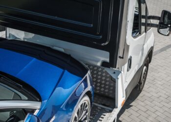 can a dealership repo my car for not paying down payment