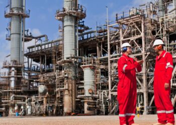 which answer best describes ppe on the hierarchy of controls to protect workers?