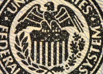 match each type of governmental system to its correct description.